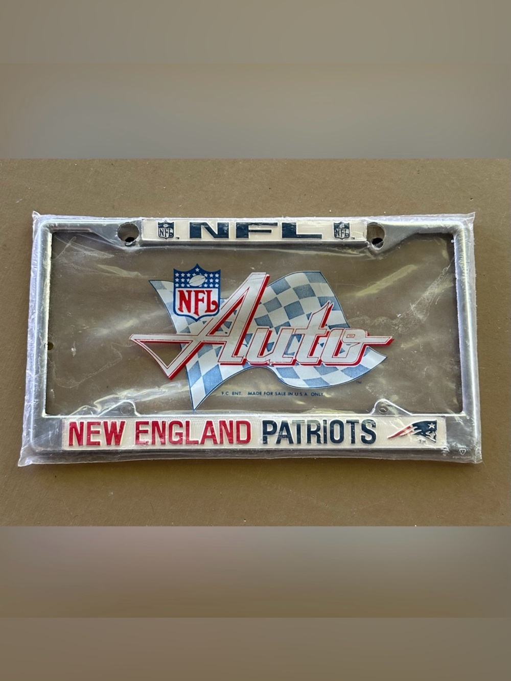 VTG New England Patriots NFL Metal License Plate Frame NOS Sealed